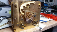 Livias Uhr (Pendeluhr, Pendule, Stand­uhr & Wand­uhr)