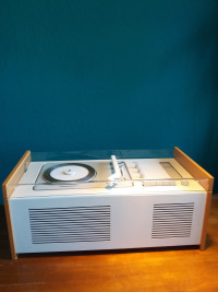 Rolands Braun SK4 "Scheewittchensarg" (Musik­gerät, Verstärker - Endstufe -)