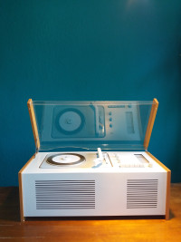 Rolands Braun SK4 "Scheewittchensarg" (Musik­gerät, Verstärker - Endstufe -)